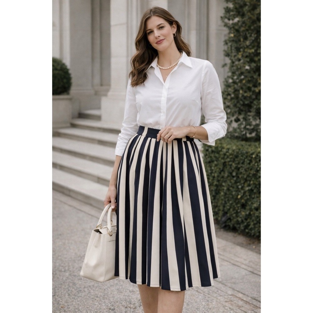 St. John Navy Blue Cream Striped Silk Blend Pleated A-Line Skirt Size 4